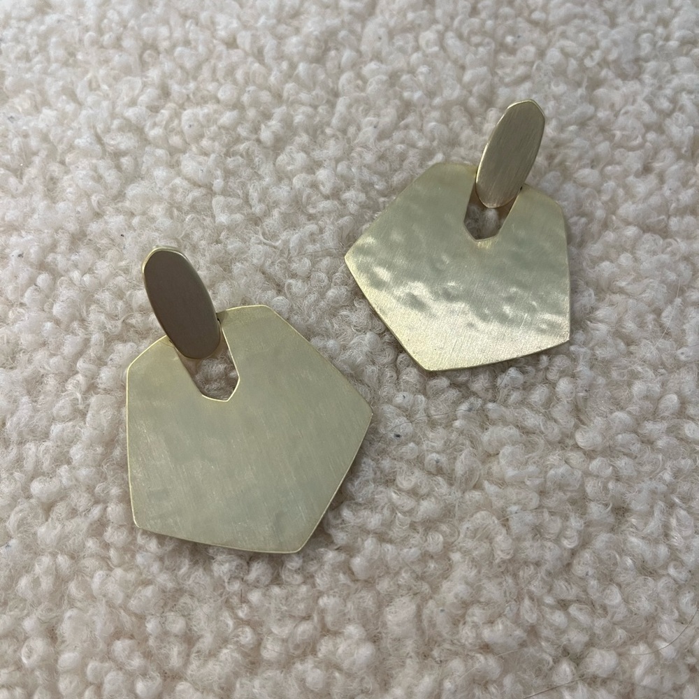 Kendra Scott Gold Hammered Metal Earrings
